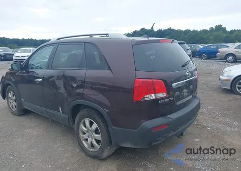 2012 Kia Sorento Lx z USA, uszkodzony, nr VIN 5XYKTDA60CG305815